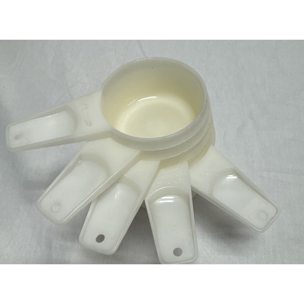 VINTAGE TUPPERWARE NESTING MEASURING CUPS #761-766 SHEER WHITE SET OF 5